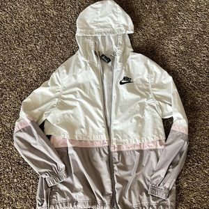 Women’s Vintage Nike Windbreaker